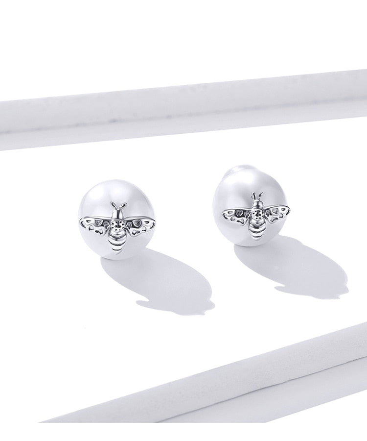 Bee on Pearl Studs