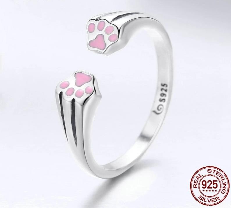 Paw Hug Ring